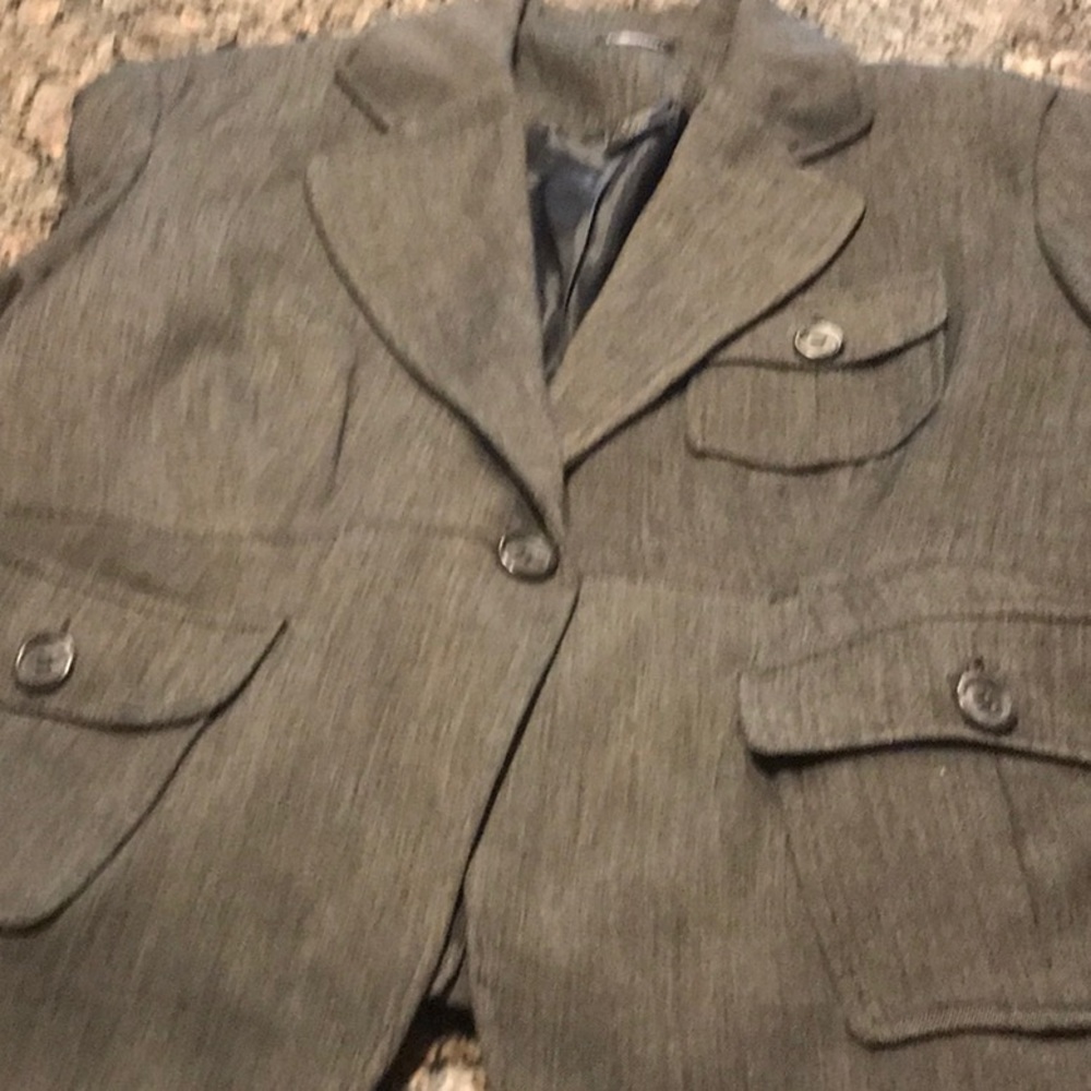 Blazer styled medium gray jacket